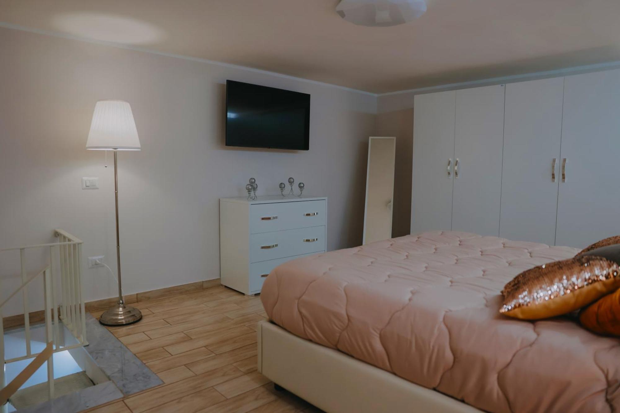 Ferienwohnung L'Ospite Napoletano Neapel Exterior foto