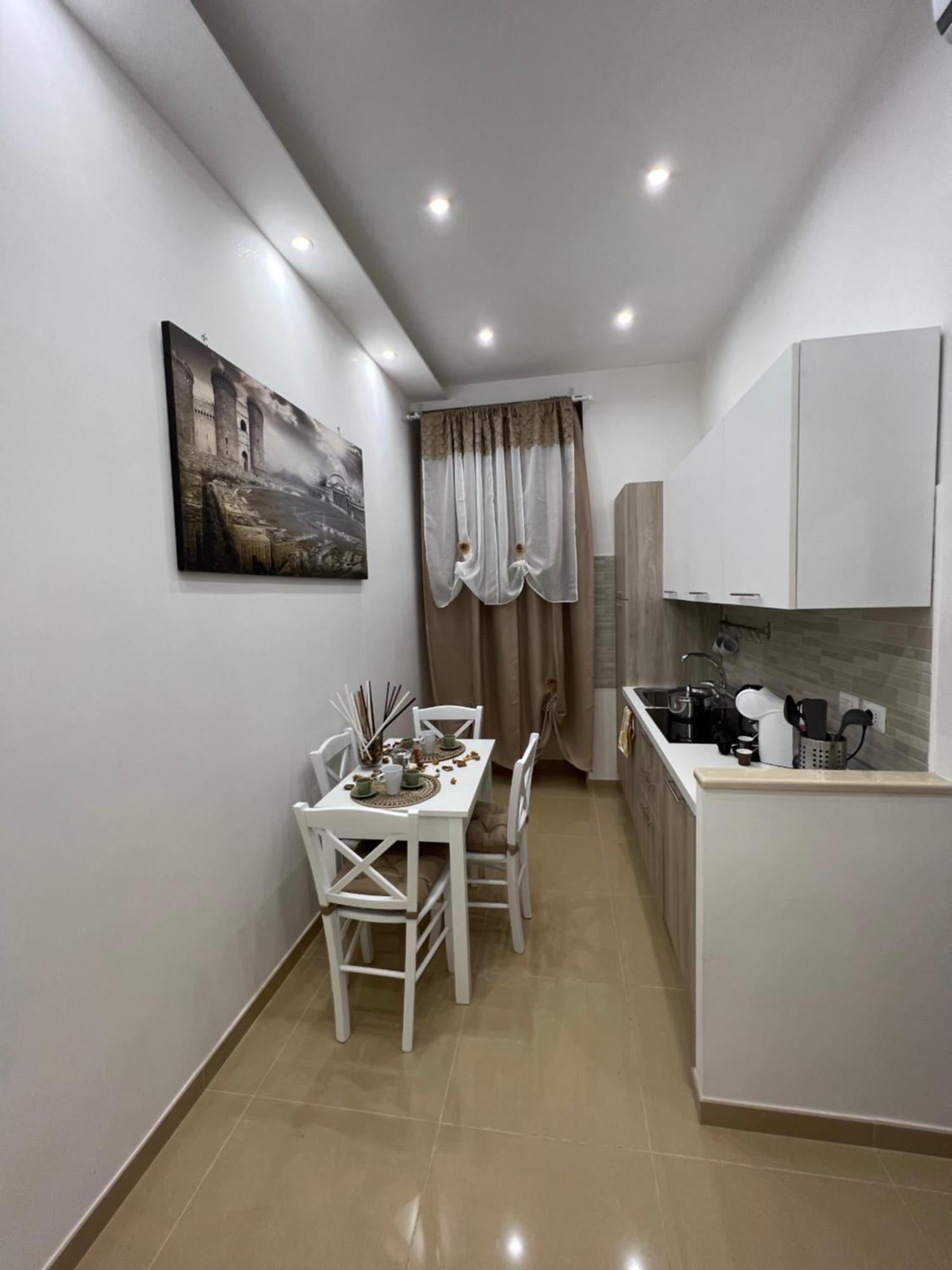 Ferienwohnung L'Ospite Napoletano Neapel Exterior foto