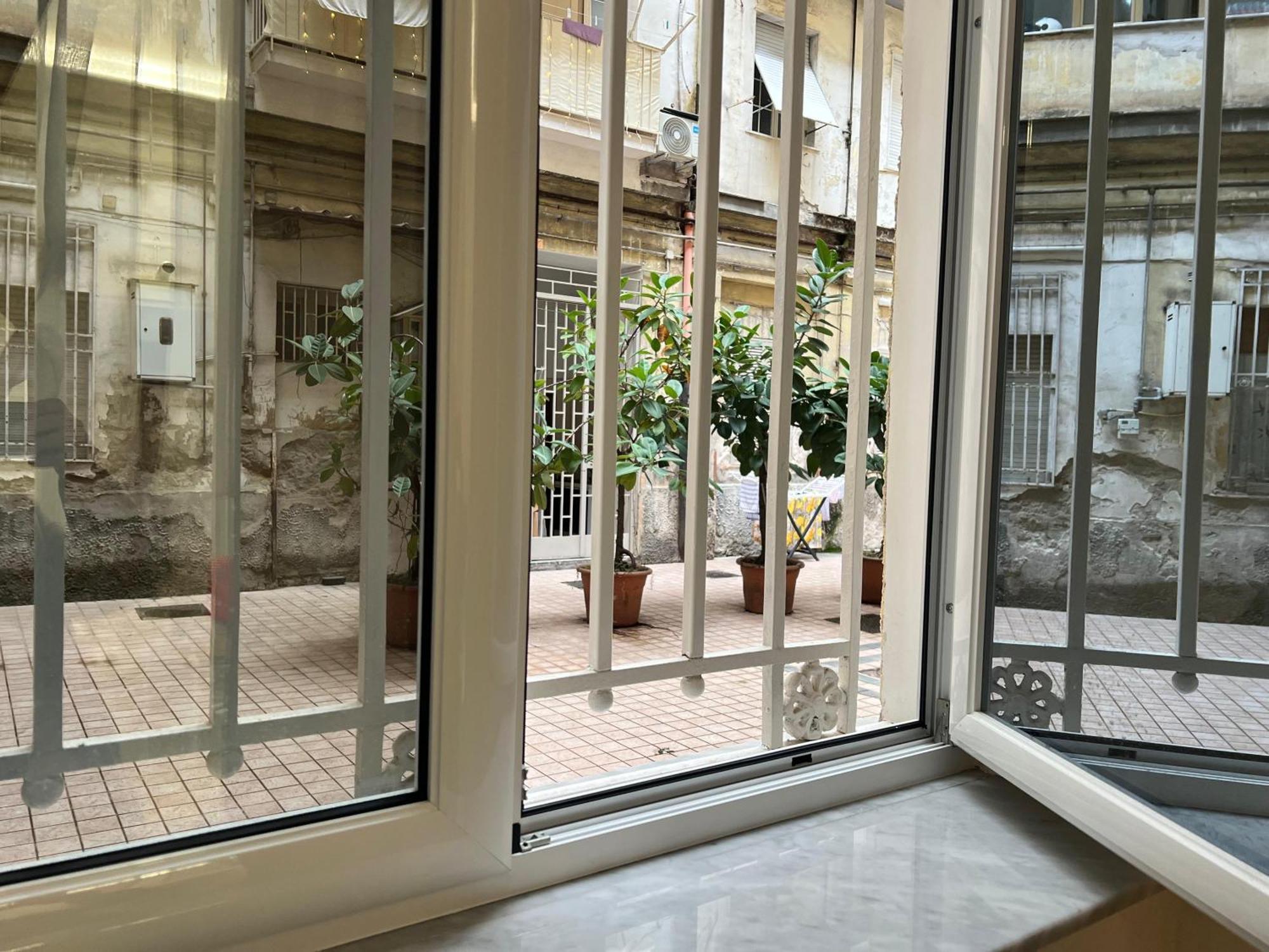 Ferienwohnung L'Ospite Napoletano Neapel Exterior foto